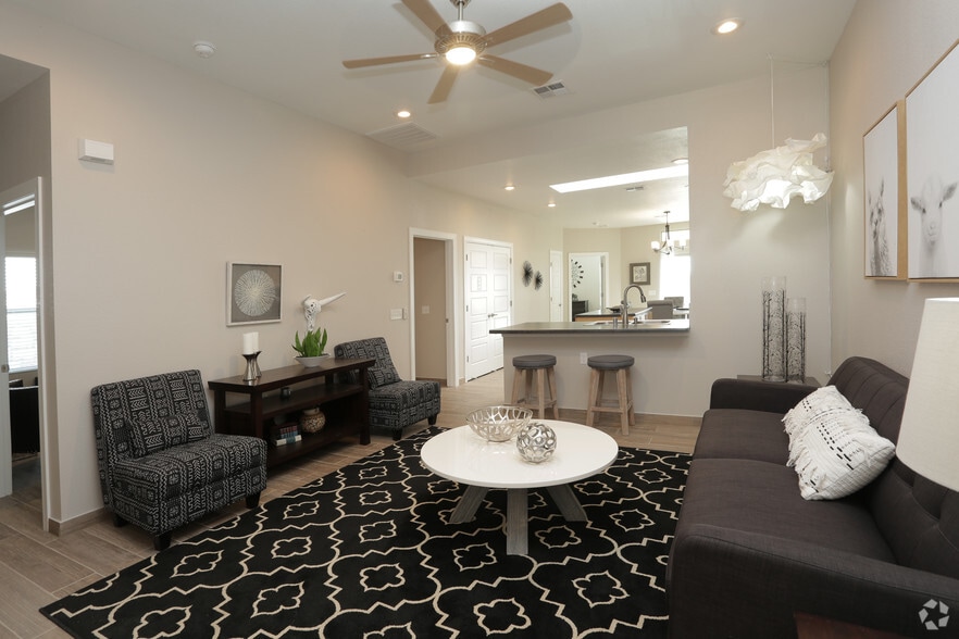 Interior Photo - Townhomes on Edgemere