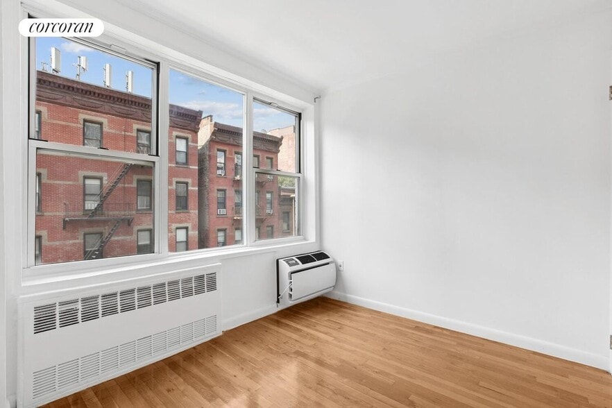 Building Photo - 401 W 56th St