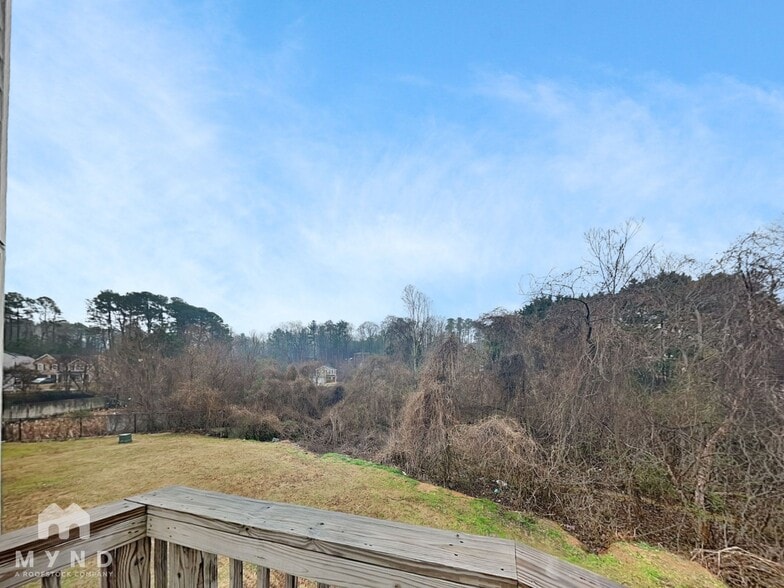 Building Photo - 2818 Laurel Ridge Cir