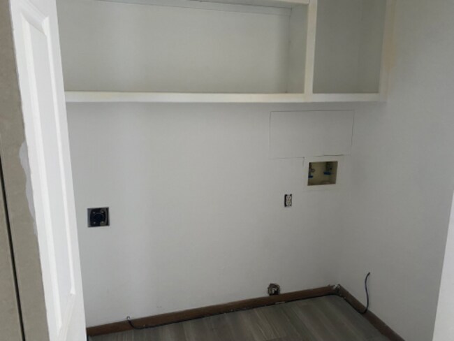 Building Photo - 117 N Brunswick St