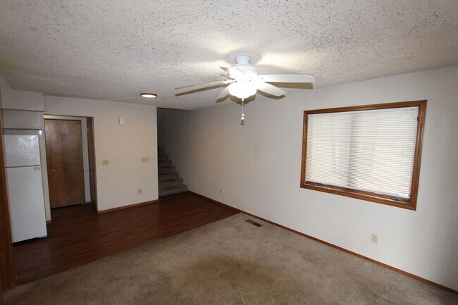 Building Photo - 1BR Country Club Condo | Large Deck + In-Unit Washer & Dryer
