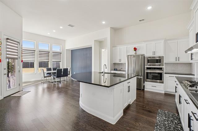 Building Photo - 17220 Eastbrook Dr