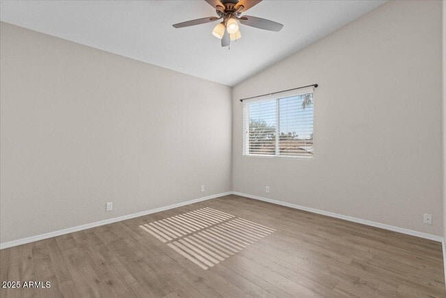 Building Photo - 9416 E Sutton Dr