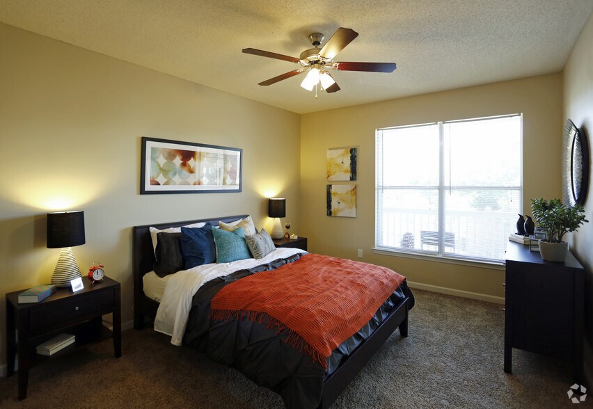 Waterford Place Apartments Memphis, TN Apartment Finder