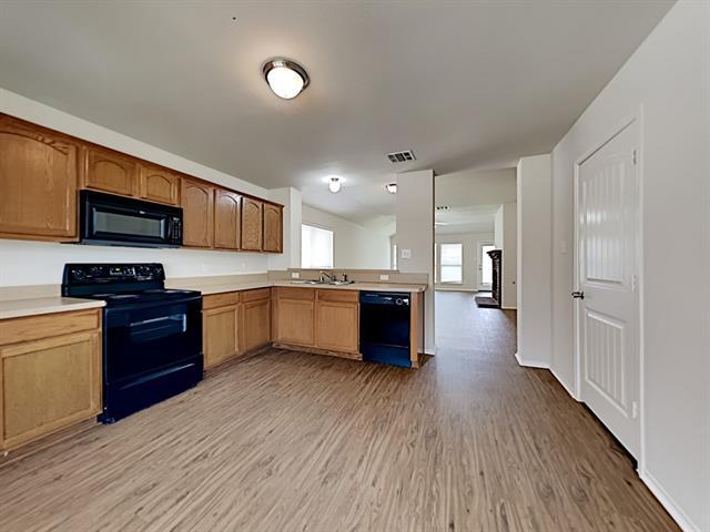 Building Photo - 4844 Kingfisher Ln