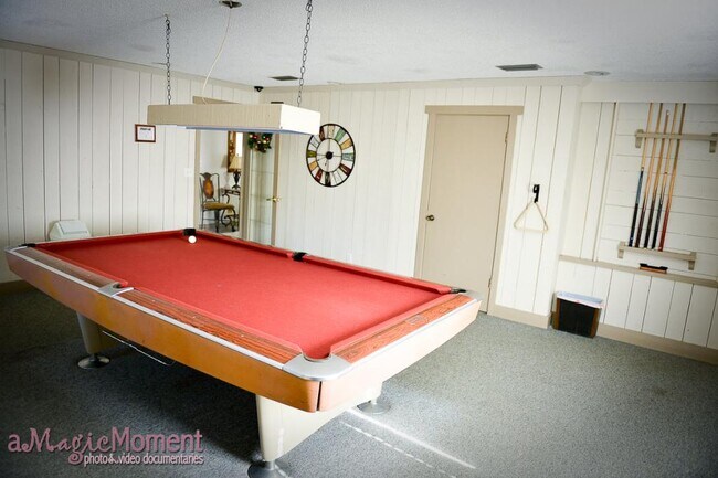 Building Photo - 165 Springwood Circle unit D