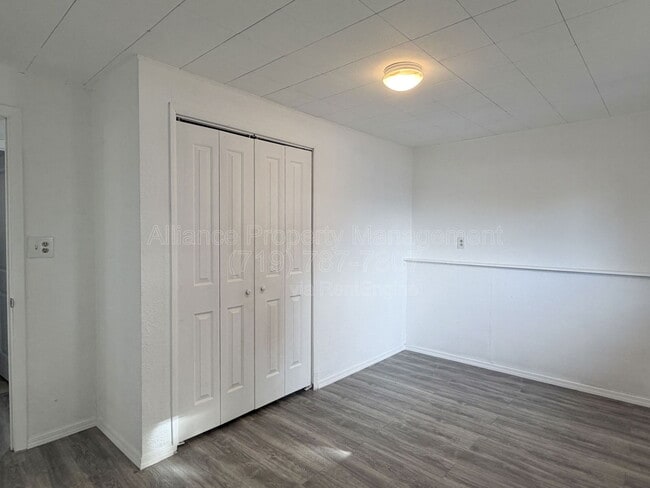 Building Photo - 3280 El Canto Dr