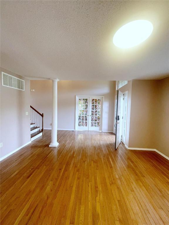 Building Photo - 1146 Illini Dr