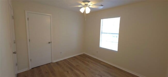 Building Photo - 330 Knoll Ridge Ct