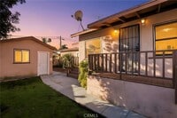 Building Photo - 959 W 17th St