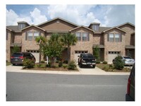 Building Photo - 8878 Sanderling Ln