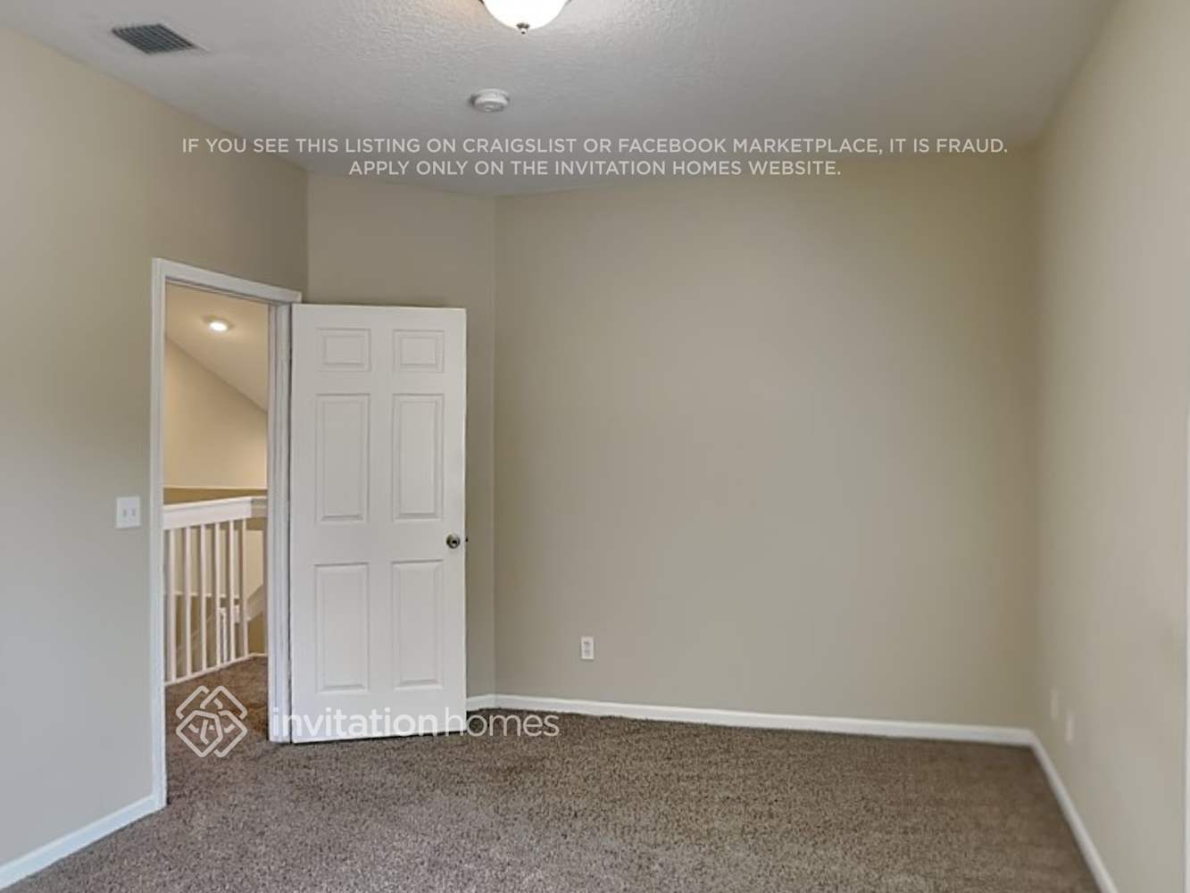 Building Photo - 10777 Pelican Dr