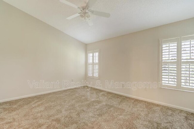 Building Photo - 608 Birchbark Trail