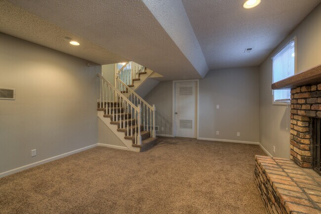 Building Photo - 3307 S 133rd St