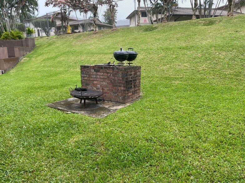 BBQ area - 47-420 Hui Iwa St
