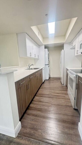 Building Photo - 6777 NW 186th Ter