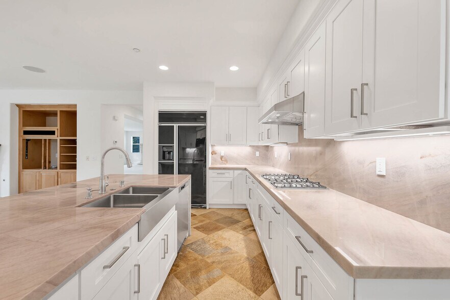 Kitchen - 12215 Delante Ct