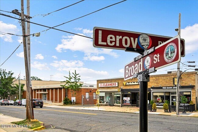 Building Photo - 17-19 Leroy Pl