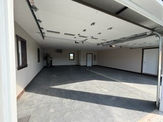 Building Photo - 37 Village Acres Dr