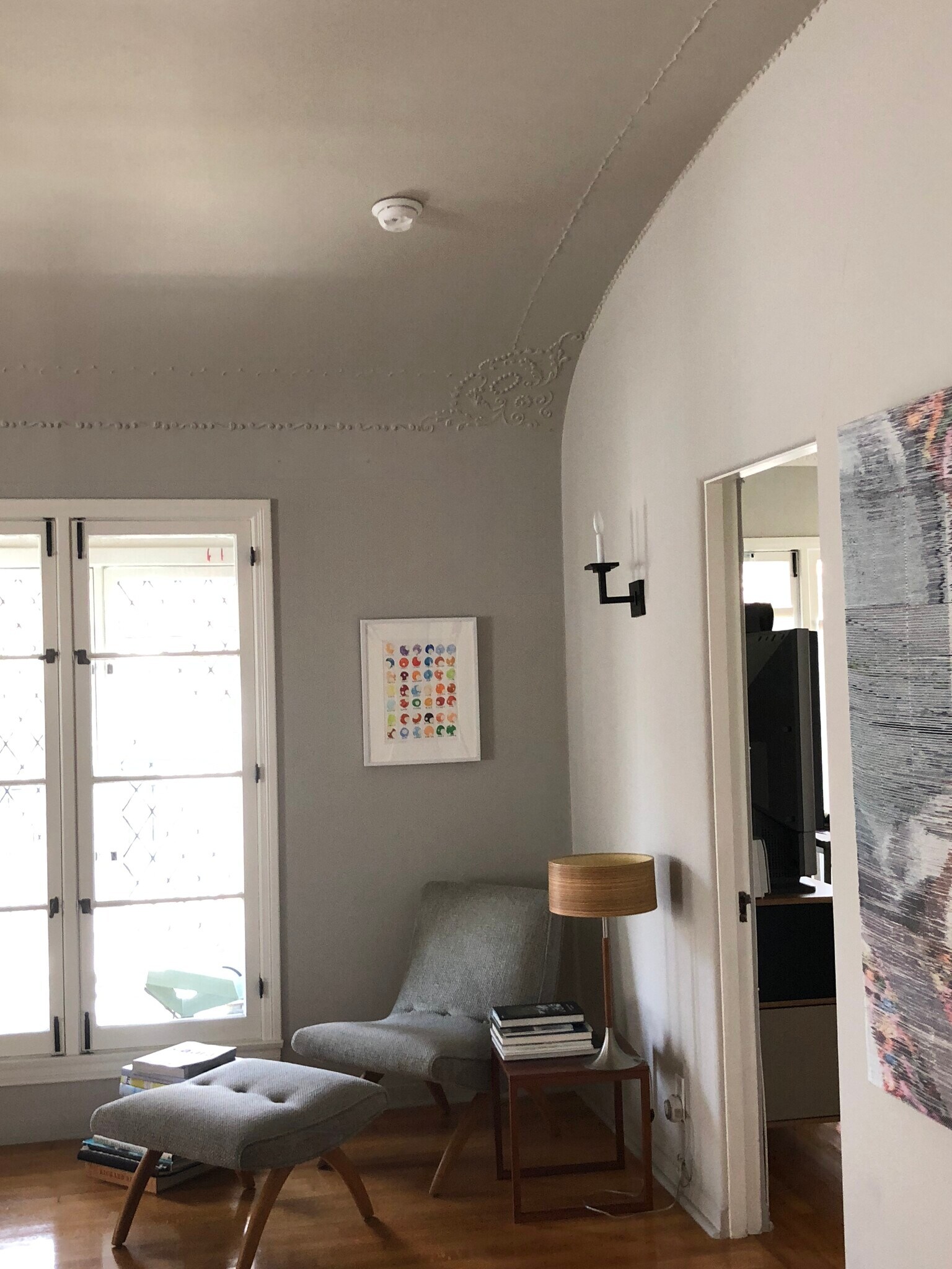 Building Photo - 148 S Orange Dr