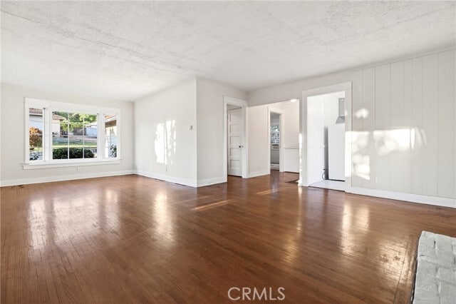 Building Photo - 316 W Kenneth Rd