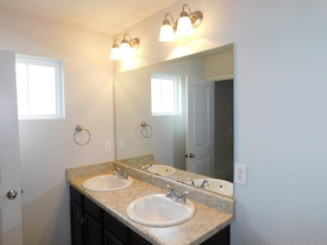 Building Photo - 152 Fern Walk
