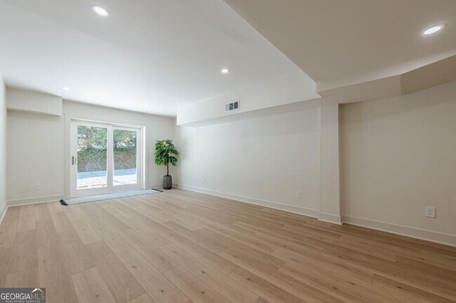 Building Photo - 3350 Pine Meadow Rd NW