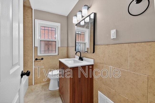 Building Photo - 19750 Mark Twain St