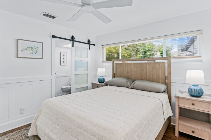 Building Photo - 1442 45th Ave NE