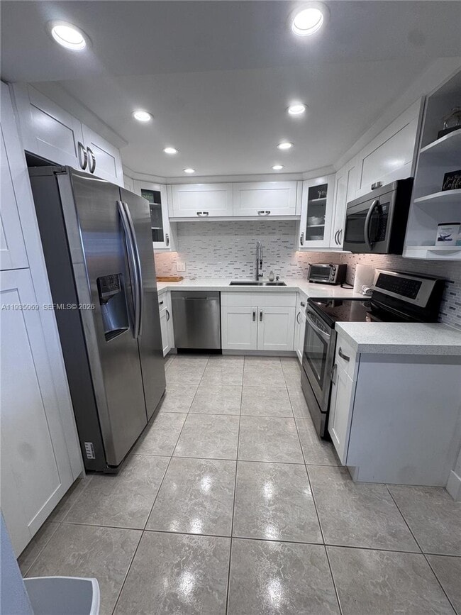 Building Photo - 1500 S Ocean Dr