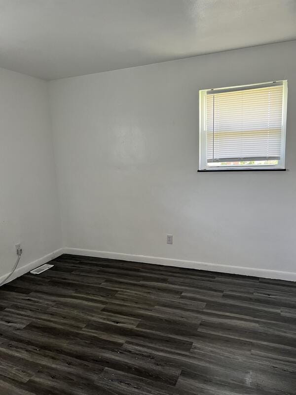 Building Photo - 4044 Crest Dr