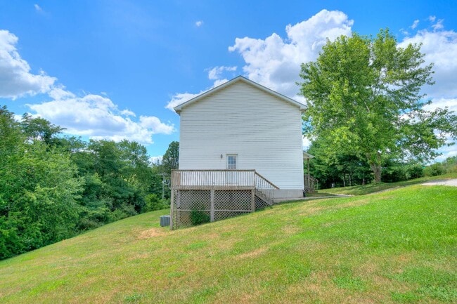 Building Photo - 3324-3342 Yellow Sulphur Road
