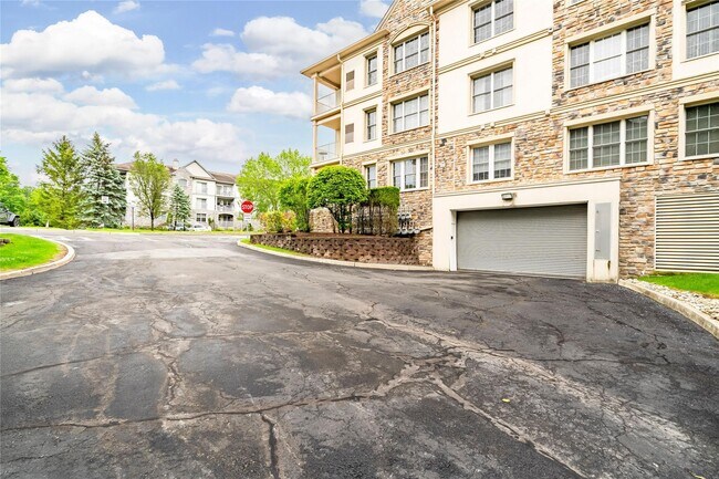 Building Photo - 24 N De Baun Ave
