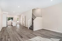 Building Photo - 901 Fulton St W