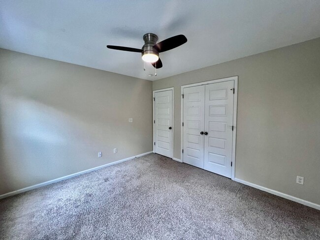 Building Photo - Gorgeous new construction in Norfolk!