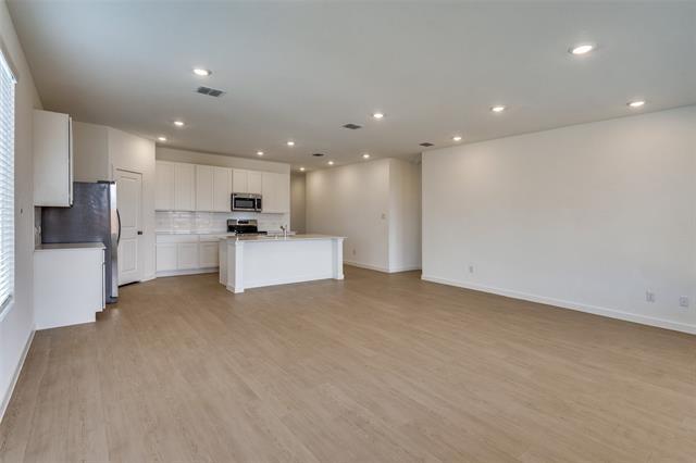 Building Photo - 6826 Welsh Dr