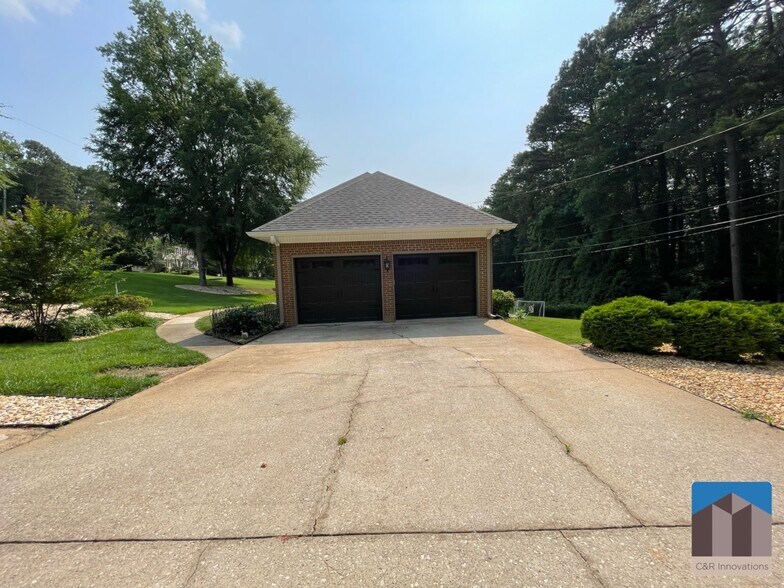 Building Photo - 1501 Eryn Cir