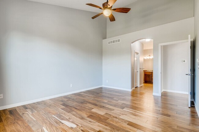 Building Photo - 22165 E Euclid Dr
