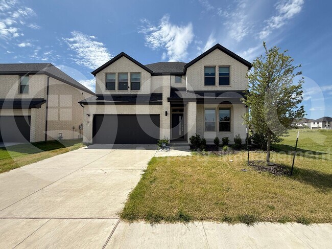Primary Photo - 405 Loganberry Dr