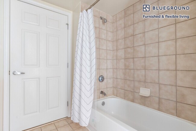 Building Photo - 2400 M St NW