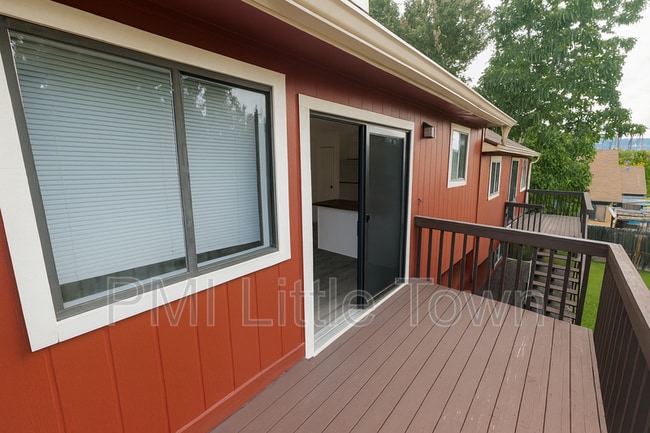 Building Photo - 2969 W Rowland Pl