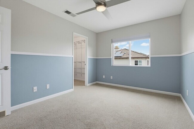 Building Photo - 3239 Canyon View Dr