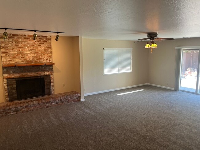 Building Photo - Charming Santa Clara Home with Backyard Perfect for Summer Nights!