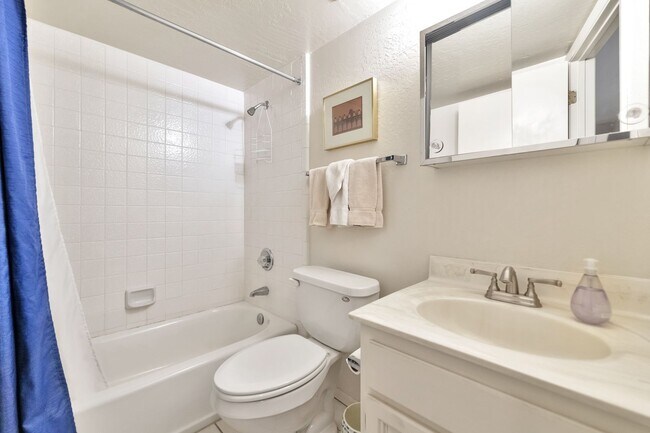 Building Photo - Rates Vary $2,495 - $4,995