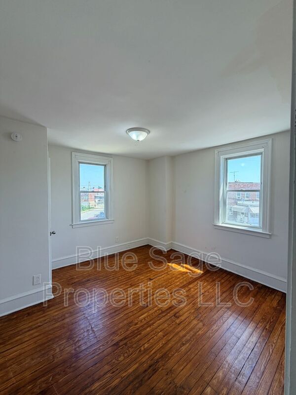 Building Photo - 601 Littlecroft Rd