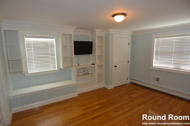 Building Photo - 100 Kimball Rd