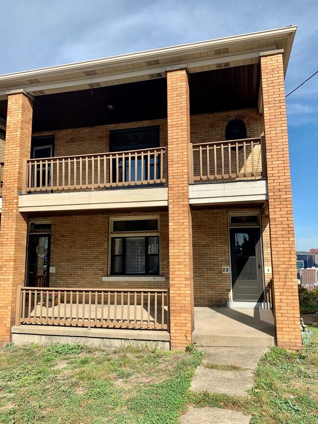 Building Photo - 21-23-23 Bailey Ave