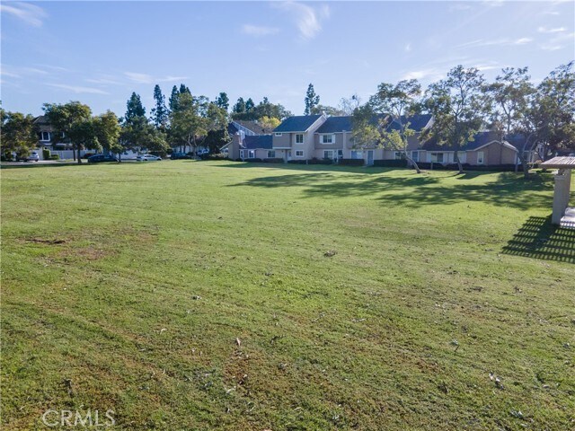 Building Photo - 31 Windjammer