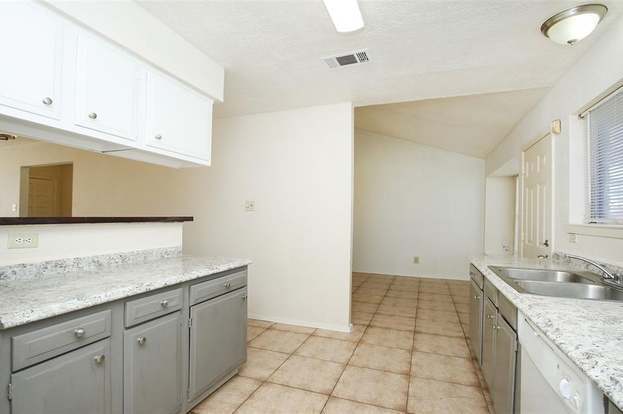 Building Photo - 5150 Prairie Ridge Rd