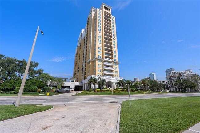 Building Photo - 345 Bayshore Blvd